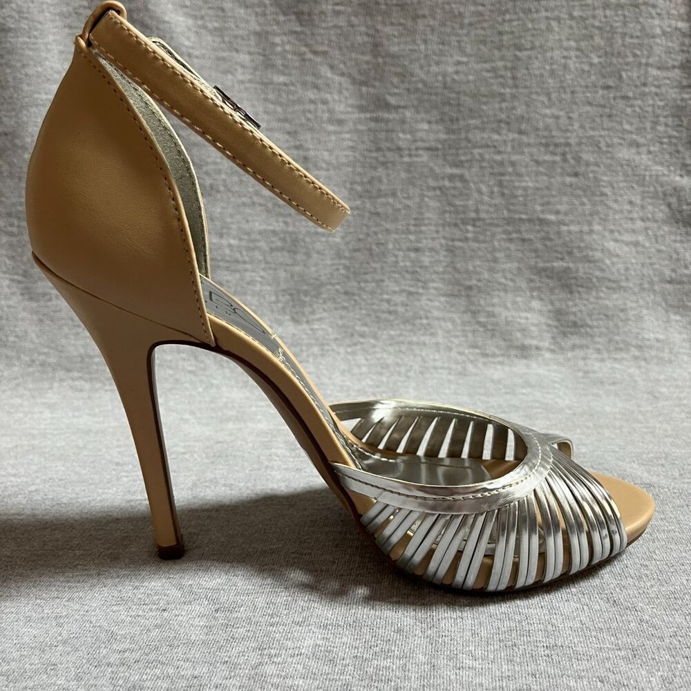 BCBG Paris Dirty Dancing Heels!  Never worn.  Size 7B US | 37 EU - Picture 5 of 12